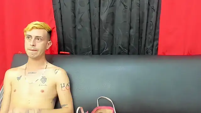 Snapshot of In_my_room_anything_goes chatting on July 18, 2026, 4:05 am In my room anything goes online show from July 18, 2026, 4:05 am