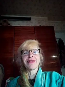 Georgette466 online show from April 9, 2026, 3:17 pm