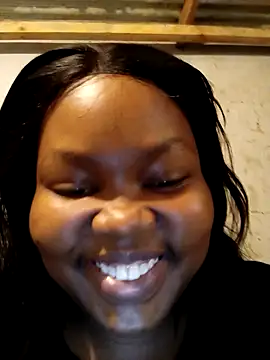 Snapshot of 3bigcuteness chatting on November 10, 2025, 1:54 pm 3bigcuteness online show from November 10, 2025, 1:54 pm