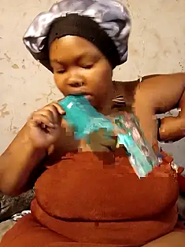 Snapshot of 3bigcuteness chatting on November 15, 2025, 12:45 pm 3bigcuteness online show from November 15, 2025, 12:45 pm