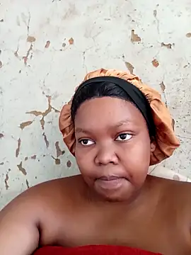 Snapshot of 3bigcuteness chatting on November 24, 2025, 10:04 am 3bigcuteness online show from November 24, 2025, 10:04 am