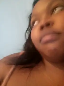 Snapshot of 3bigcuteness chatting on November 26, 2025, 6:58 am 3bigcuteness online show from November 26, 2025, 6:58 am