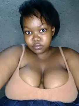 Snapshot of 3bigcuteness chatting on December 20, 2025, 12:29 am 3bigcuteness online show from December 20, 2025, 12:29 am