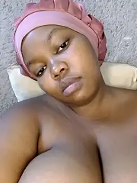 Snapshot of 3bigcuteness chatting on January 15, 2026, 1:26 pm 3bigcuteness online show from January 15, 2026, 1:26 pm