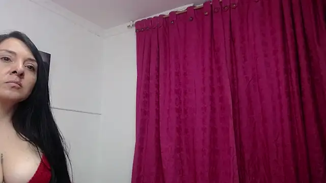 Snapshot of TammyBrooks_ chatting on November 3, 2025, 10:27 am TammyBrooks  online show from November 3, 2025, 10:27 am