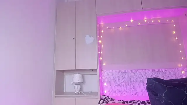 GabyMason  online show from January 17, 2026, 11:37 am