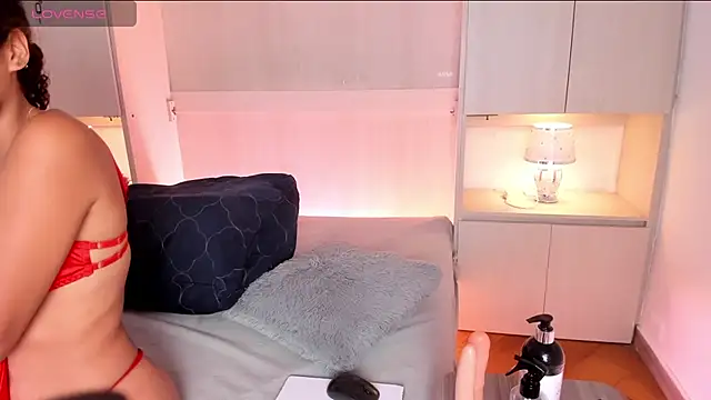 GabyMason  online show from February 14, 2026, 12:02 pm