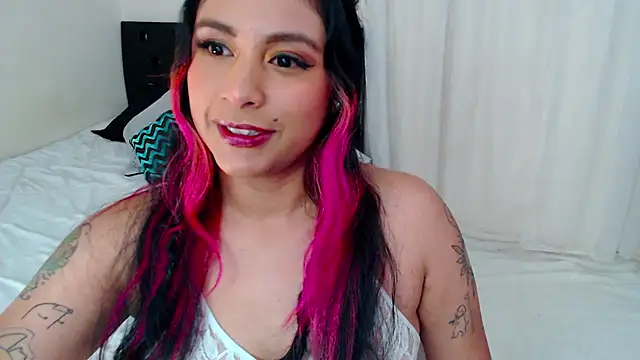 LikedPants01 online show from November 25, 2025, 2:28 pm