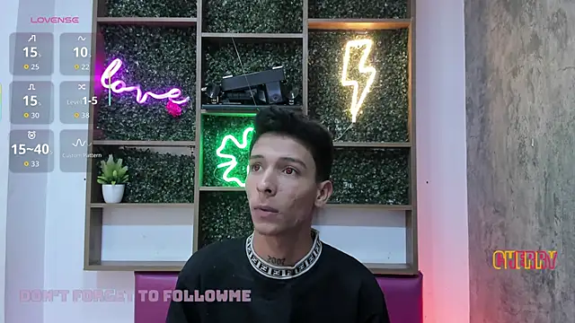 Max Steell online show from October 30, 2025, 12:56 am