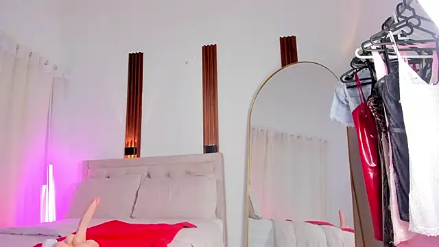 KatieBoison online show from March 28, 2026, 8:41 pm