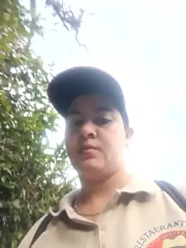 Camila-Valverde online show from November 28, 2025, 11:57 am