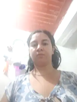 Camila-Valverde online show from February 5, 2026, 2:33 pm