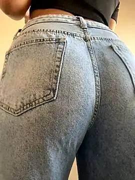 Snapshot of Catalina244 chatting on October 30, 2025, 8:09 pm Catalina244 online show from October 30, 2025, 8:09 pm