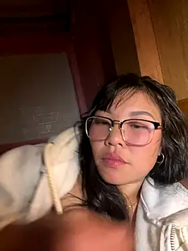 heodat-sexx online show from December 15, 2025, 2:43 pm