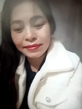 Bamboo-niee123 online show from November 22, 2025, 4:50 pm