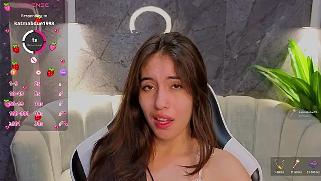 Snapshot of Nikka_Tx chatting on November 26, 2025, 3:07 am Nikka Tx online show from November 26, 2025, 3:07 am