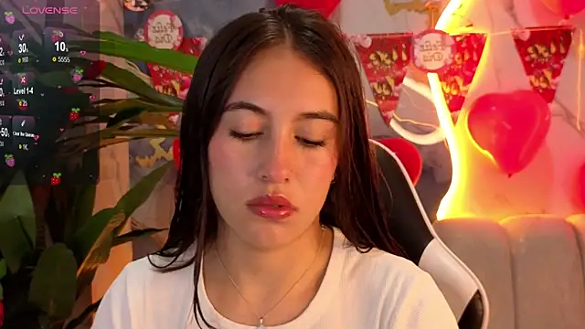 Nikka Tx online show from February 12, 2026, 1:06 pm