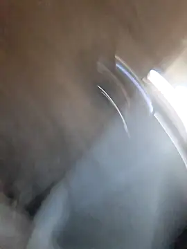 Snapshot of Erickgleison chatting on April 5, 2026, 7:44 pm Erickgleison online show from April 5, 2026, 7:44 pm