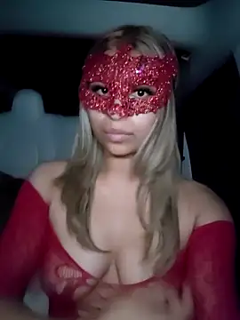 sluttyAlly21  online show from December 2, 2025, 6:08 am