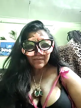 LOVE  RANI online show from April 15, 2026, 7:15 am