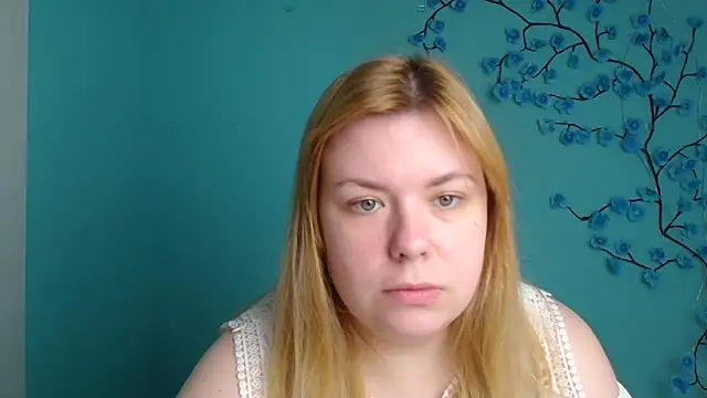 Snapshot of SusannaNight chatting on May 9, 2026, 5:23 am SusannaNight online show from May 9, 2026, 5:23 am