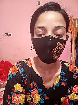 Snapshot of Green_LaDY66 chatting on April 7, 2026, 8:53 pm Green LaDY66 online show from April 7, 2026, 8:53 pm