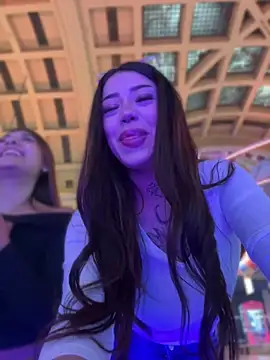 AshleyWinslow online show from April 13, 2026, 5:29 pm