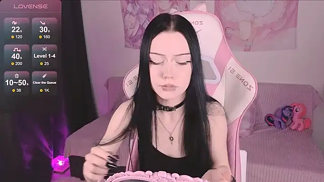 ophelia amber online show from June 28, 2026, 1:11 am