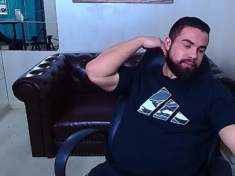 HayesWood online show from December 21, 2025, 5:25 am