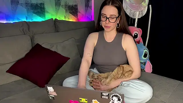 OhNicolle online show from November 21, 2025, 10:08 pm