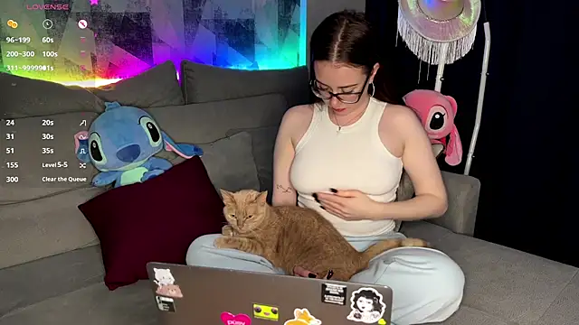 OhNicolle online show from November 22, 2025, 9:25 pm