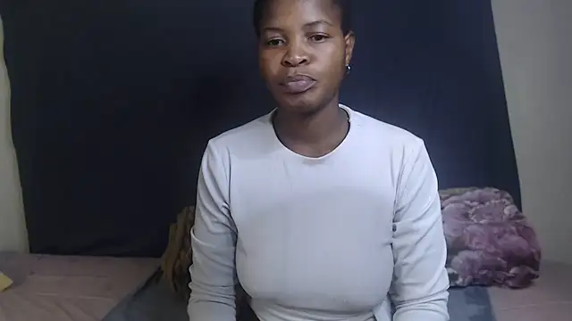 MarbleGoddess96 online show from November 13, 2025, 5:12 pm