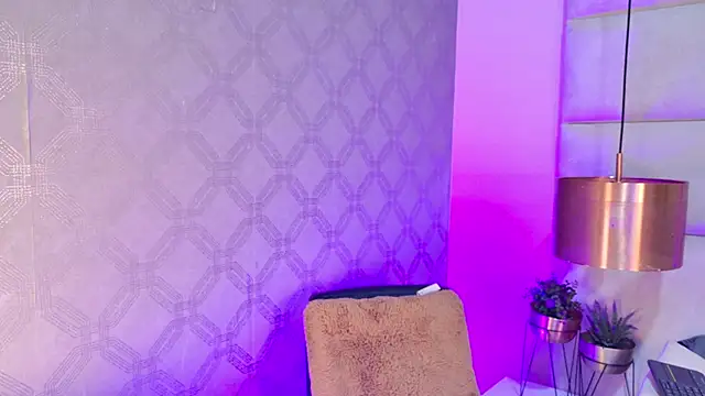 Arianaa Gray online show from December 15, 2025, 3:55 am