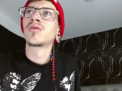 RyanOwenss online show from October 30, 2025, 12:17 pm