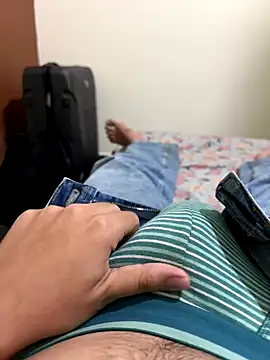 SentScruples online show from November 4, 2025, 2:49 pm