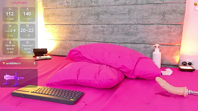 dulce gatita69 online show from February 26, 2026, 3:55 pm