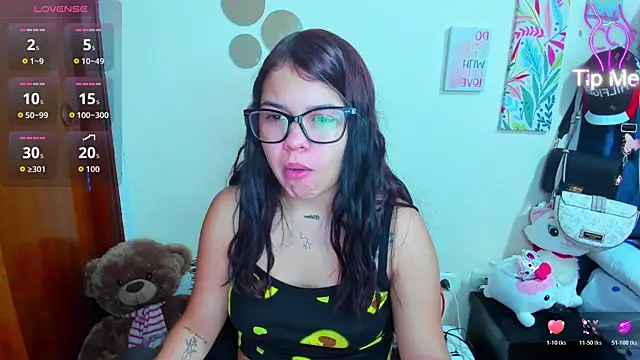 Emma boo online show from December 1, 2025, 3:50 pm