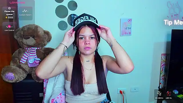 Emma boo online show from March 17, 2026, 2:38 am