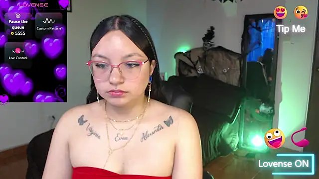 Snapshot of _anne_hot21 chatting on November 4, 2025, 6:51 pm anne hot21 online show from November 4, 2025, 6:51 pm