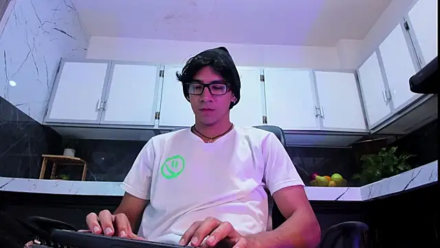 kane del toro online show from December 14, 2025, 1:22 am