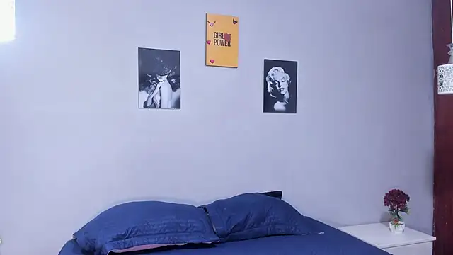 sexynova 93 online show from March 12, 2026, 7:31 pm