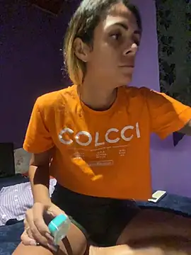 sabrinaneves online show from July 17, 2026, 11:42 pm