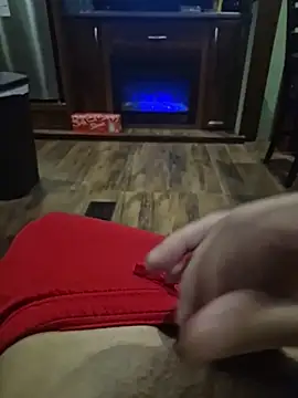 Snapshot of mrlicksalot3 chatting on October 31, 2025, 4:24 am mrlicksalot3 online show from October 31, 2025, 4:24 am