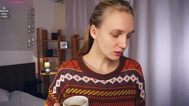 DierdreJacobsohn online show from December 20, 2025, 6:42 am