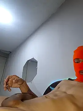 Snapshot of AdriSolannsh chatting on October 31, 2025, 6:47 am AdriSolannsh online show from October 31, 2025, 6:47 am