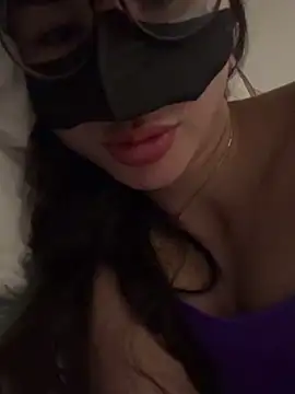 Snapshot of trinhvutrinh chatting on November 25, 2025, 7:36 pm trinhvutrinh online show from November 25, 2025, 7:36 pm