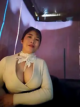 Nahata-suki online show from November 30, 2025, 2:37 am