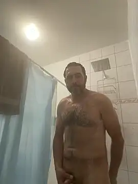 ezrah23 online show from April 20, 2026, 4:26 am