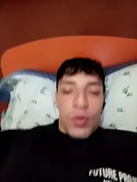 Pistacchio01 online show from November 3, 2025, 1:23 pm