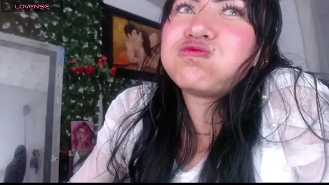 myomii nixx online show from December 18, 2025, 12:06 am